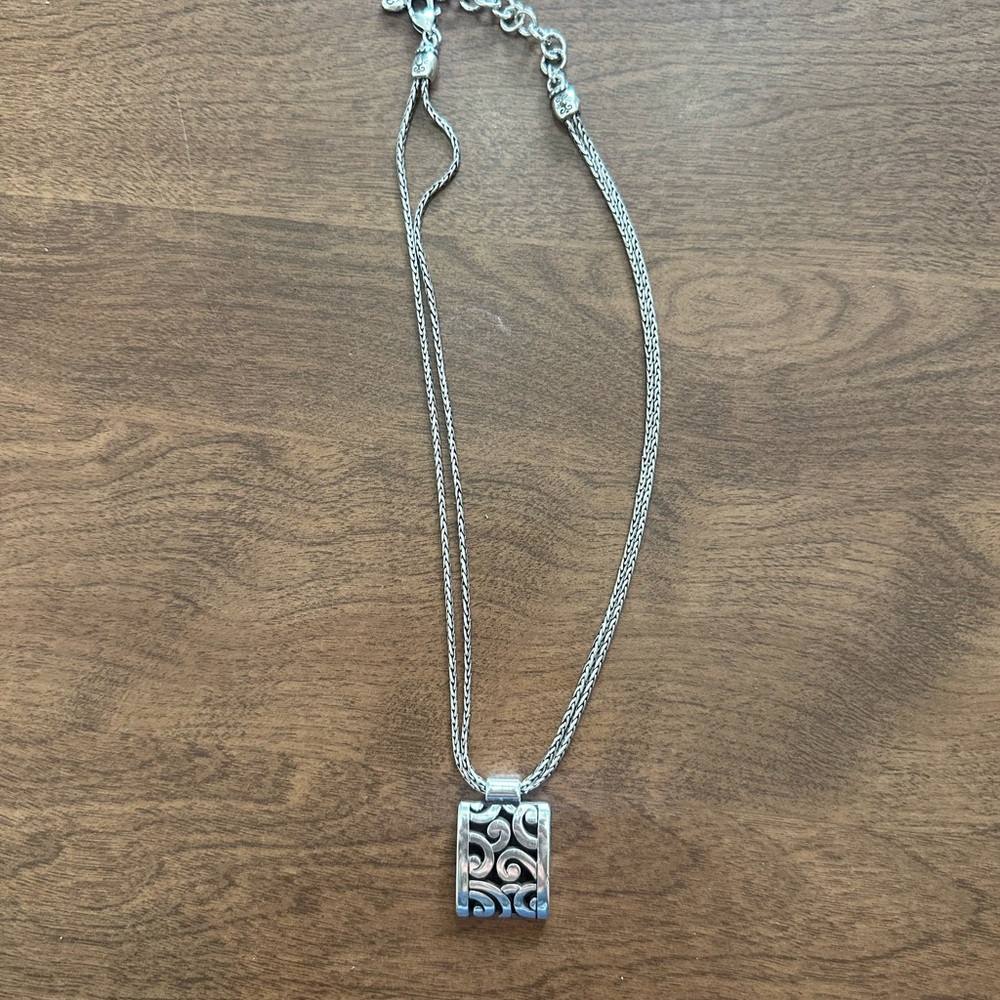 Silver Pendant Necklace
